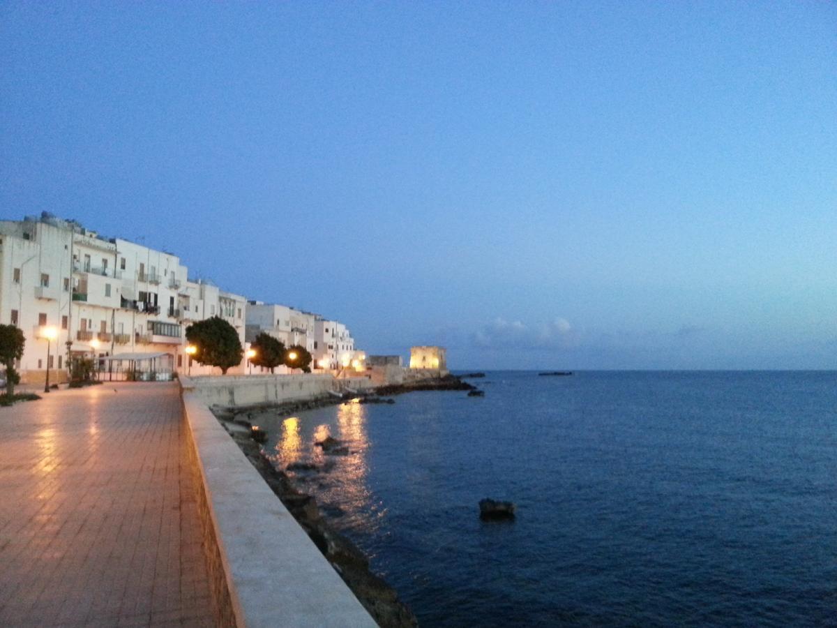 Hotel Cortile Azzurro Trapani Esterno foto