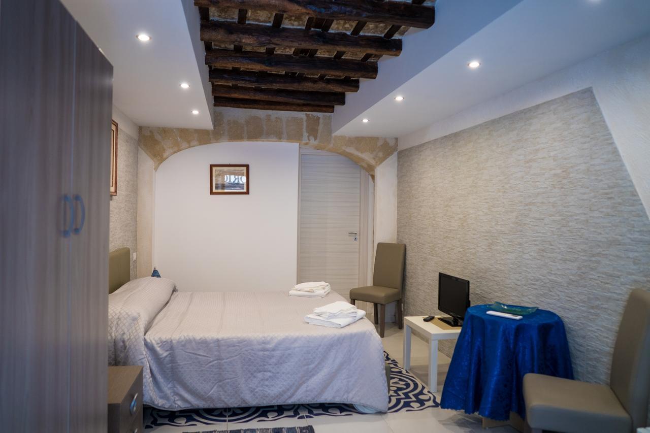 Hotel Cortile Azzurro Trapani Esterno foto